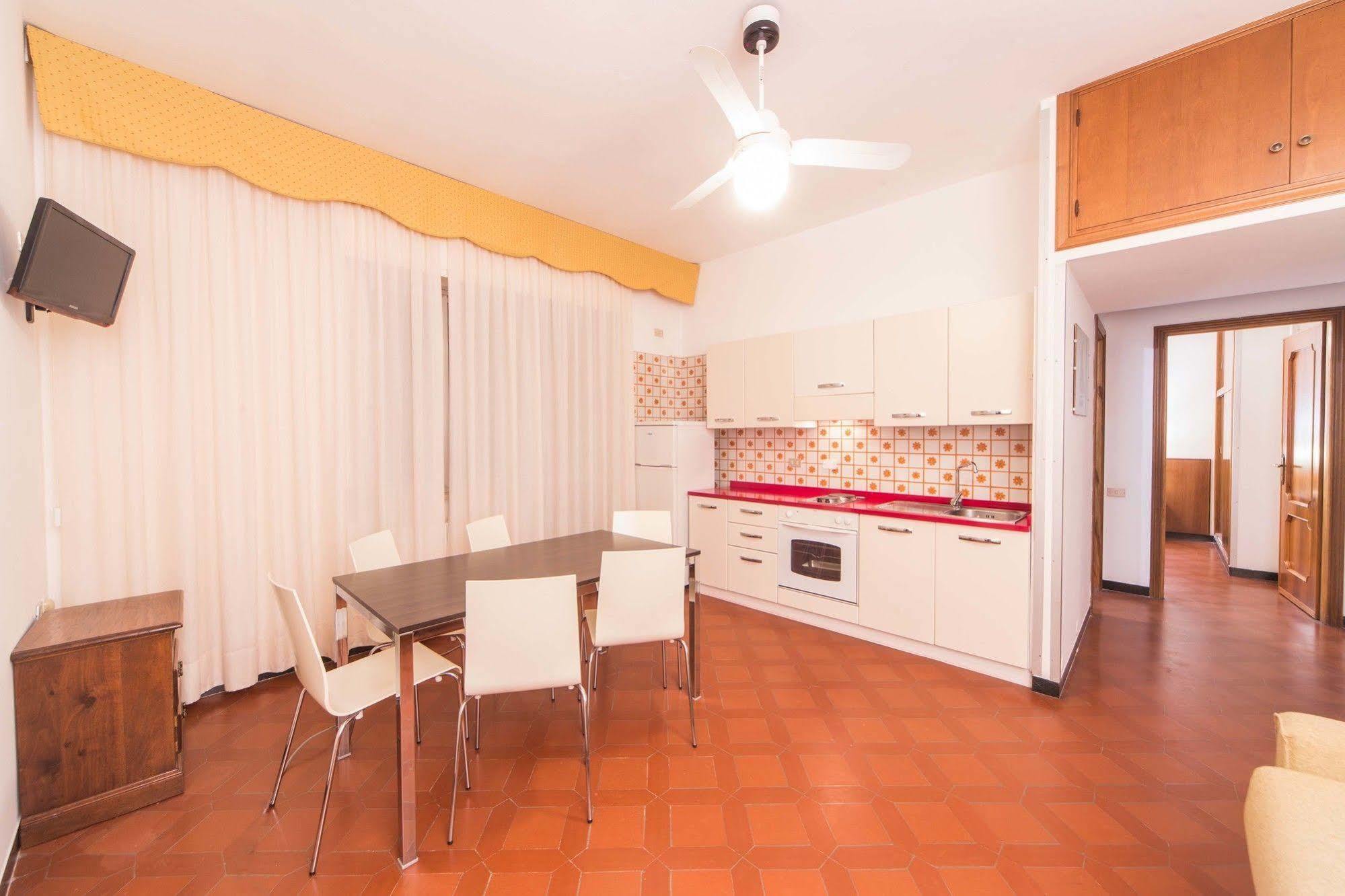 Hotel & Sasso 3*